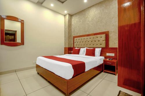 hotel rk residency opposite isbt sector 43 chandigarh