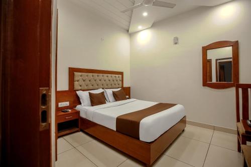 hotel rk residency opposite isbt sector 43 chandigarh