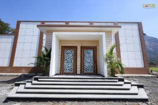 lotus hotel and resort