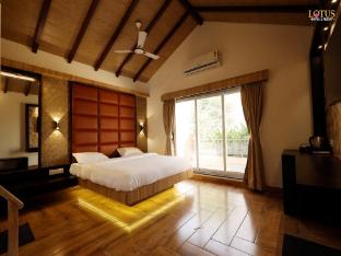 lotus hotel and resort