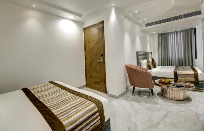 hotel kaca inn by haveliya hotels