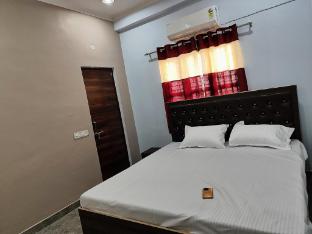 Royal Rudraksh Palace Paying Guest House,,3 star