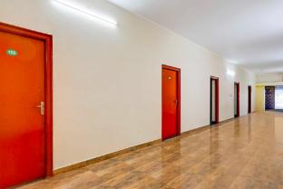 collection o poigai near airport