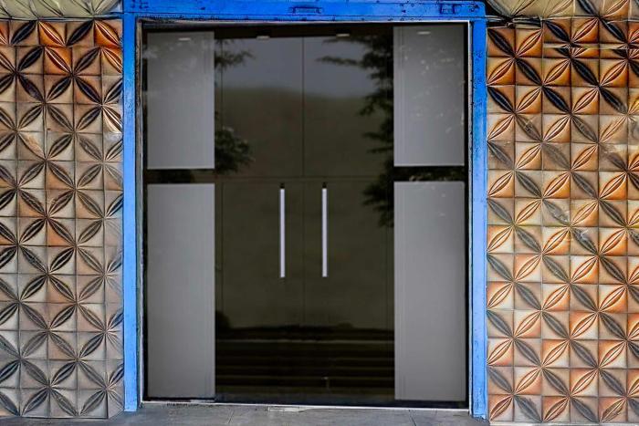 collection o poigai near airport