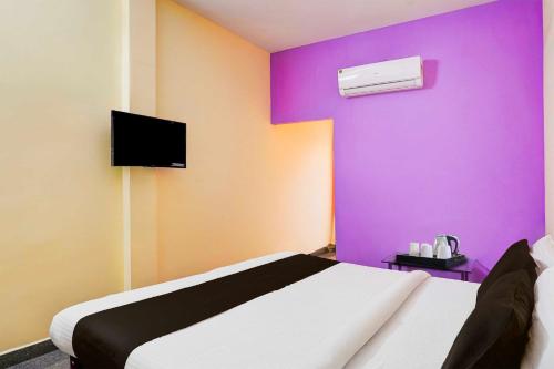 collection o poigai near airport