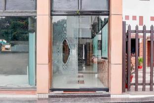 collection o lohiyapuram near dehradun railway station