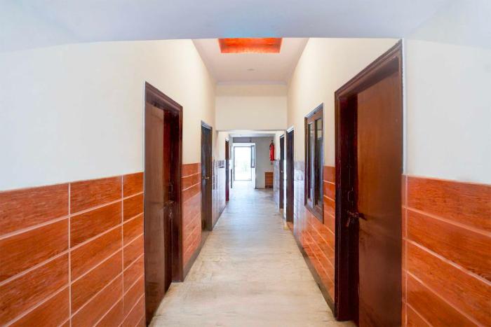 collection o lohiyapuram near dehradun railway station