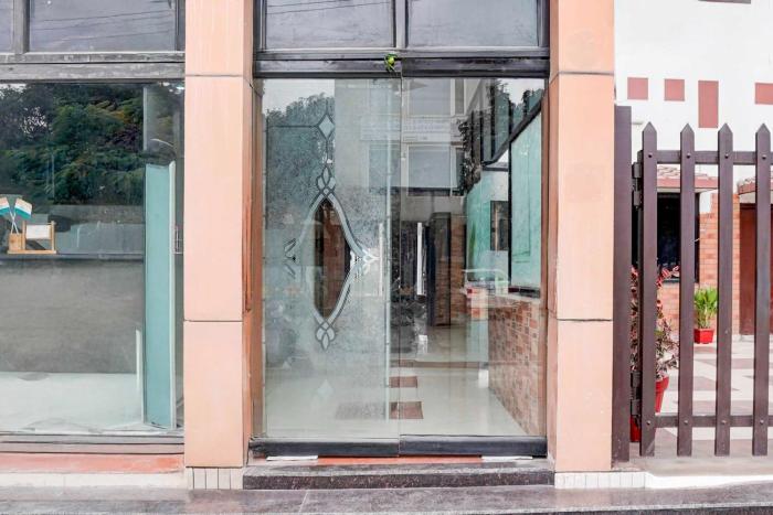 collection o lohiyapuram near dehradun railway station