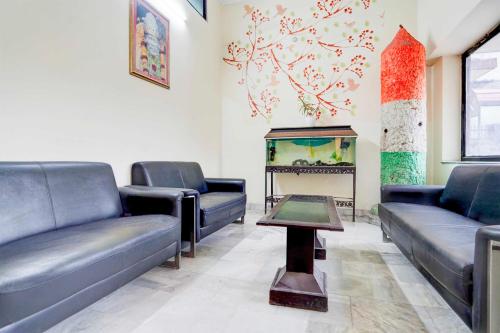 collection o lohiyapuram near dehradun railway station