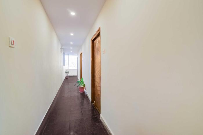 super hotel o neredmet road