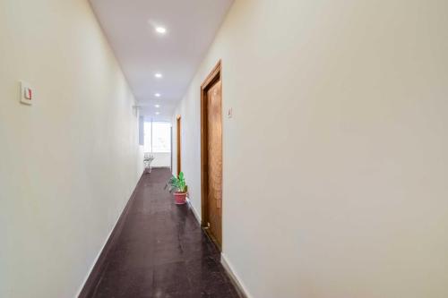 super hotel o neredmet road