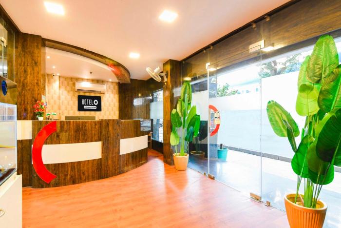 hotel o kolkata rabindra sadan metro station