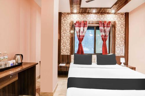 hotel o kolkata rabindra sadan metro station