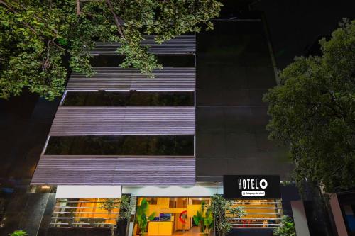 hotel o kolkata rabindra sadan metro station