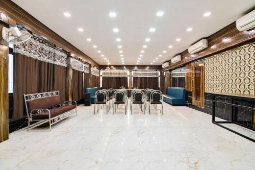 hotel o kolkata rabindra sadan metro station