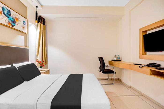 hotel o bangalore kr market metro station