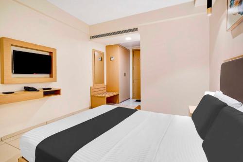 Hotel O Bangalore Kr Market Metro Station,,4 star