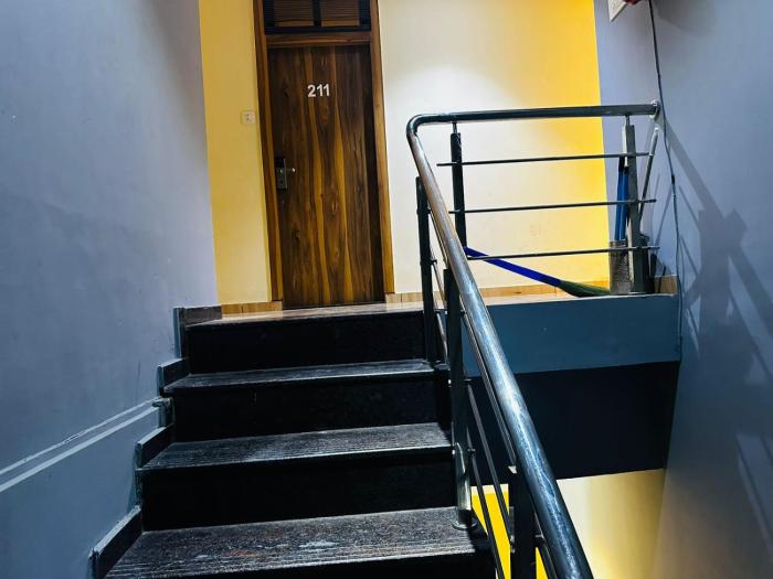 cozy inn t2 mumbai airport