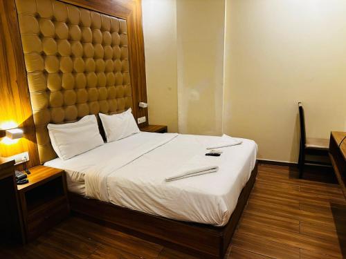 cozy inn t2 mumbai airport