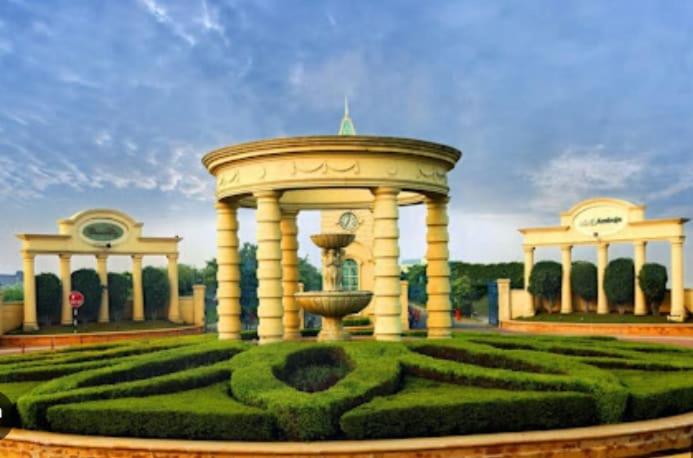 casa royale an escape with elegance and playstation