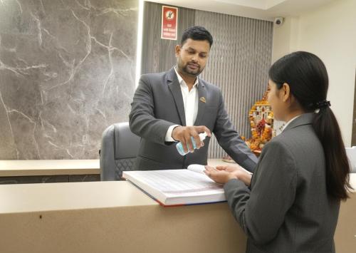 hotel mountain bliss new delhi