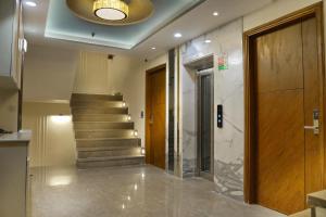 hotel mountain bliss new delhi