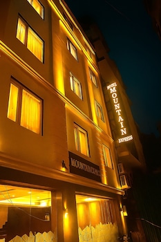 hotel mountain bliss new delhi
