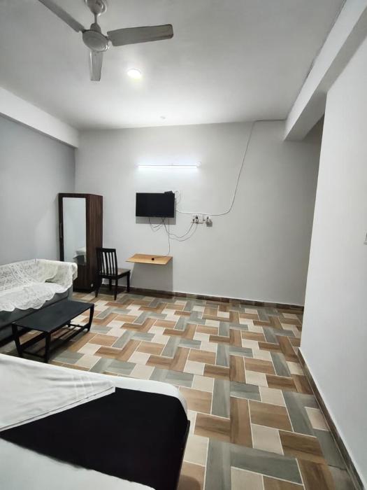 rrooms hotel orphic inn