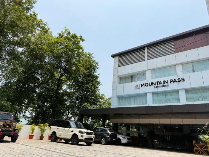 mountain pass residency