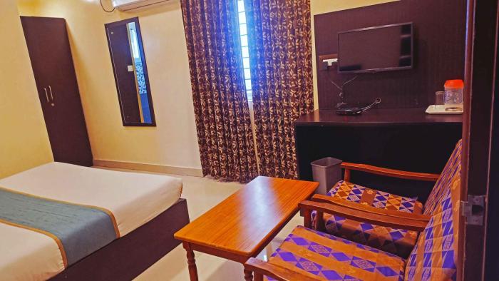 hotel champion residency kr puram
