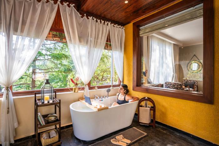 indulge mcleodganj by pack