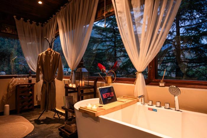 indulge mcleodganj by pack