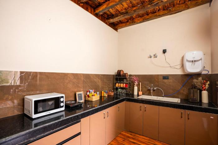 indulge mcleodganj by pack