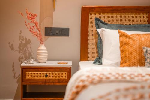 indulge mcleodganj by pack