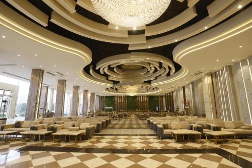 the hoften lotus court noida