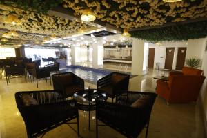 the hoften lotus court noida