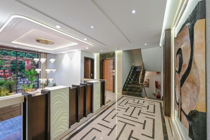 hotel grand girdhar premier