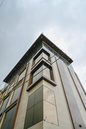 hotel grand girdhar premier