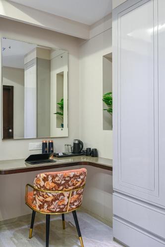 hotel grand girdhar premier