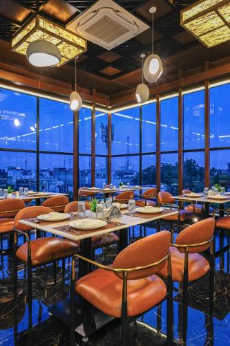 hotel grand girdhar premier