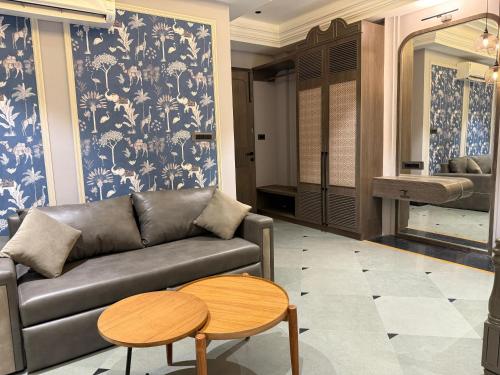 the luxury tiger at lake pichola