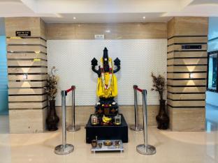 hotel lotus grand jubilee
