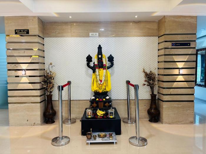 hotel lotus grand jubilee