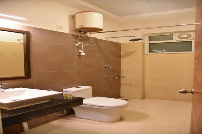 rrooms hotel riddhi grand