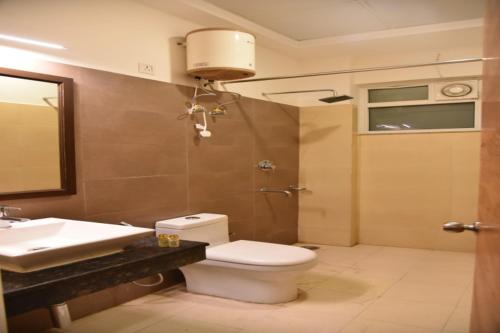 rrooms hotel riddhi grand