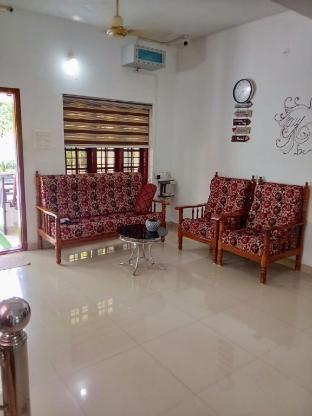 farah homestay