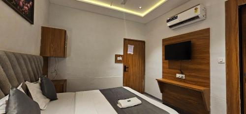 Hotel Royal Look,,2 star