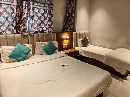 Hotel Royal Look,,2 star