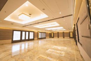 Swan Hotel And Banquets,,4 star