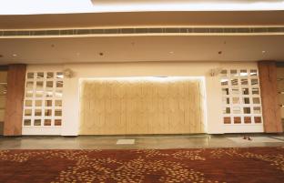 swan hotel and banquets